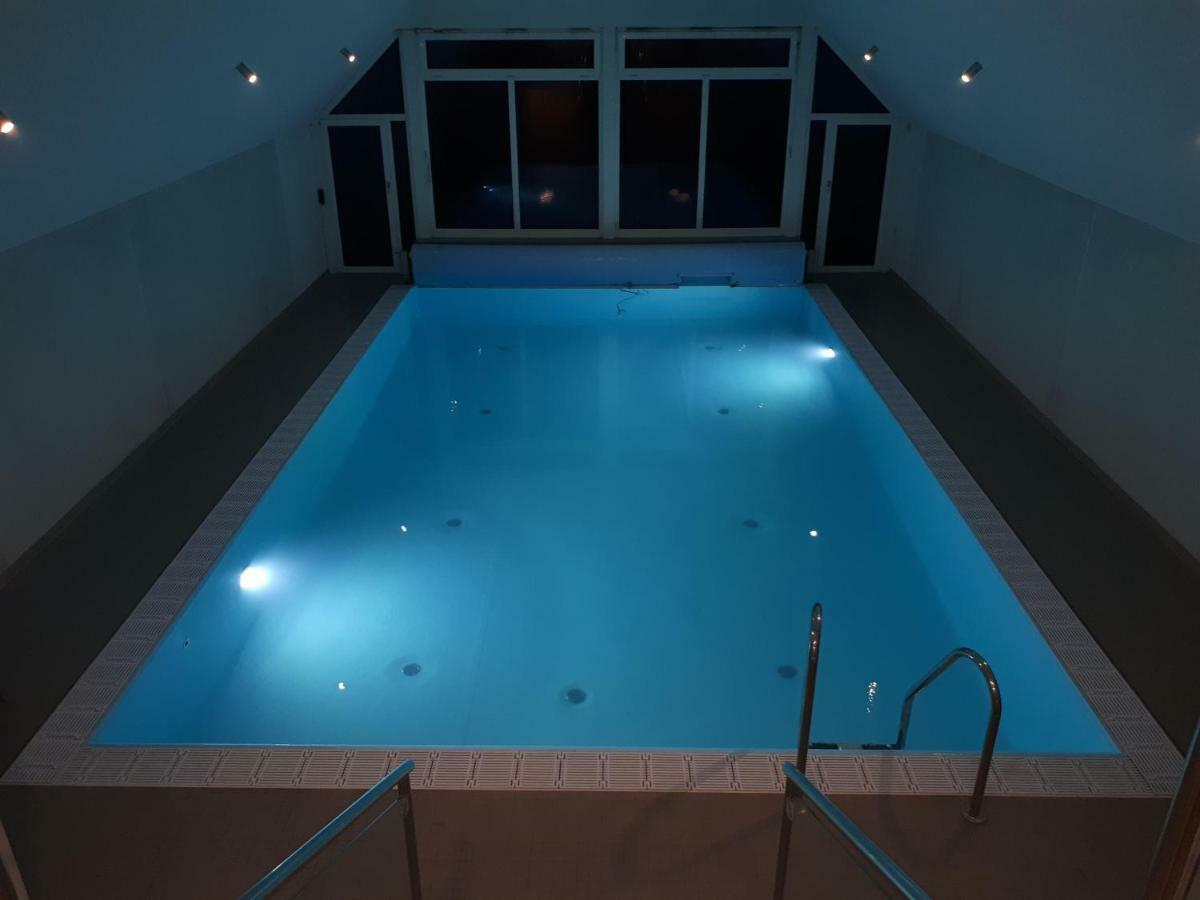 Am Pool Und Strand 7 Neu Barendorf  Buitenkant foto